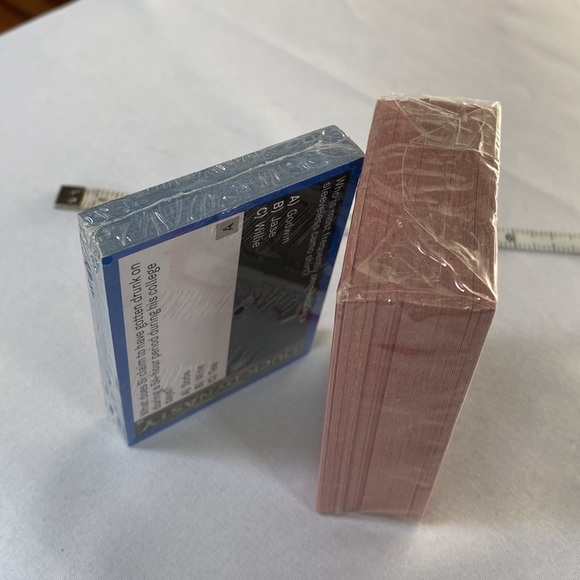 Two packages of Duck Dynasty trivia cards - Picture 3 of 3